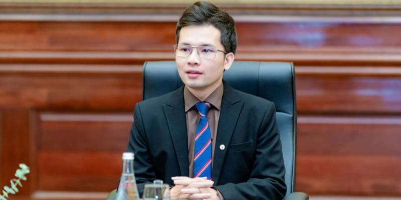 Sự khác biệt của Tác giả Hoàng Đức giữa một rừng sáng tạo